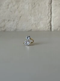 Anel You and Me Duas Zircônias Banho de Ouro 18k