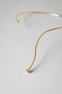 Choker Fio Orgânico Aberto | Banho Ouro 18k | Escultural