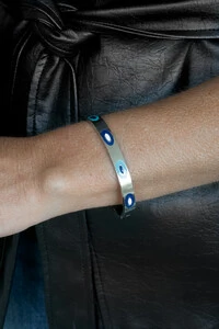 Bracelete Olhos Coloridos | Banho de Prata | Esmalte