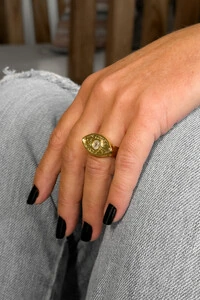 Anel Olho Ajustável | Banho de Ouro 18k | Sofisticado
