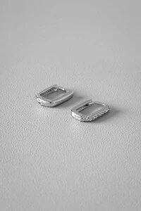 Brinco Retângulo Cravejado | Banho de Ródio | Minimalista