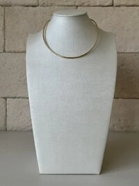 Choker Aro Rígido Fio Fino Banho de Ouro 18k
