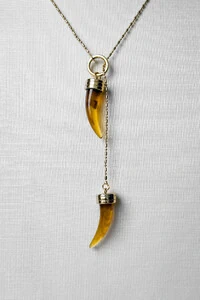 Colar Pingentes Dentes Âmbar | Banho Ouro 18k | Poderoso