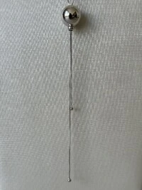 Colar Gravata Esfera Deslizante Banho de Ródio