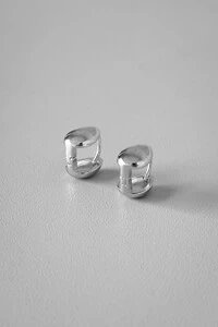 Brinco Mini Gota | Banho Ródio | Minimalista