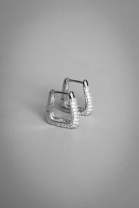 Brinco Geométrico Cravejado P | Banho de Ródio | Moderno