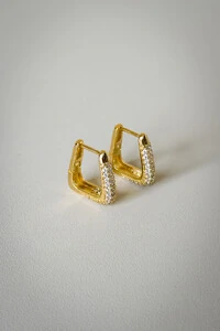 Brinco Geométrico Cravejado P | Banho de Ouro 18k | Moderno