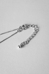 Colar Pingente Redondo Cravejado | Banho Ródio | Delicado