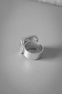 Anel Quadrado Linhas Ajustável | Banho de Prata 925 | Moderno