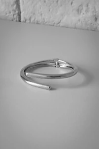 Bracelete Minimalista Aberto | Banho de Ródio | Moderno