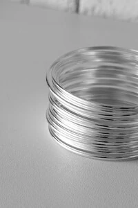 Kit 15 Pulseiras de Argola Fio Liso 2mm | Prata 925 | Mix Pulseirismo