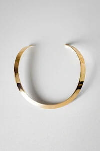 Choker Achatada Aberta | Banho Ouro 18k | Minimalista