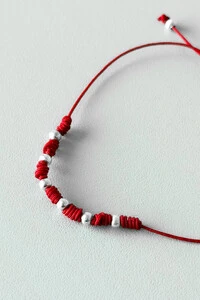 Pulseira da Sorte | Banho de Prata | Fio Vermelho 7 Nós