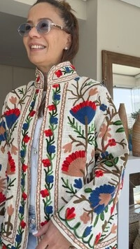 Casaco Bordado Flor Leque Linho Off-White