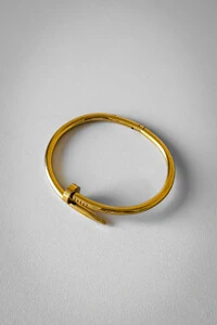 Bracelete Prego Feminino | Banho de Ouro 18k | Moderno