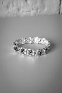 Pulseira Flores Havaí | Banho de Prata 925 | Tropical