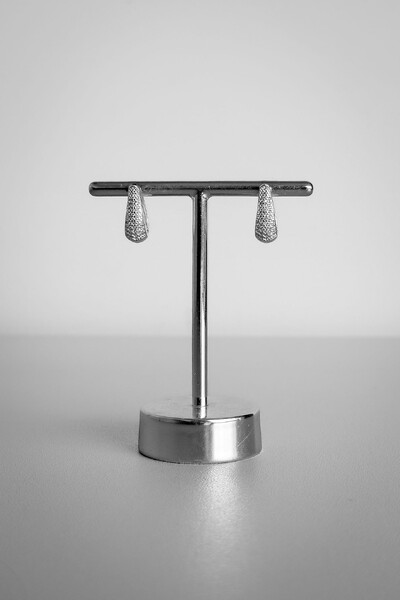 FotoBrinco Argola Orgânica Cravejada P | Prata 925 | Minimalista