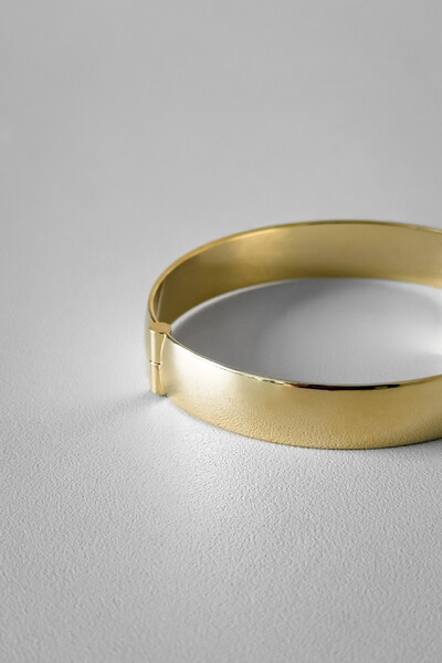 FotoBracelete Oval Liso Achatado | Banho Ouro 18k | Sofisticado