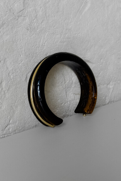 FotoBracelete Resina Tartaruga | Detalhe Dourado | Estiloso