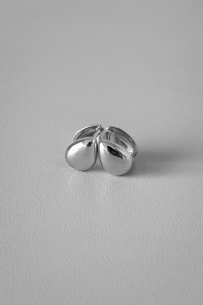 Foto Brinco Mini Gota | Banho Ródio | Minimalista