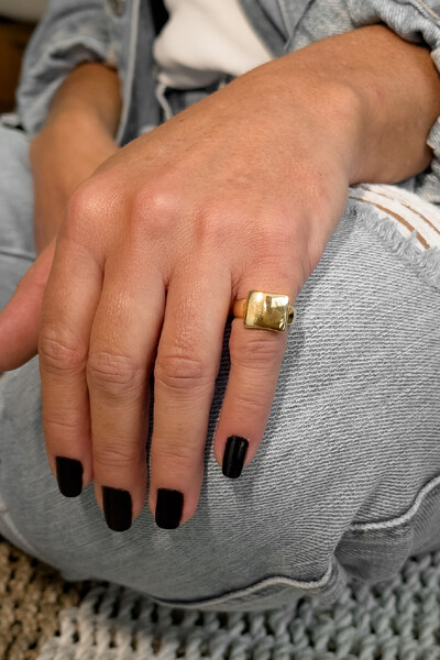Foto Anel Quadrado Liso Ajustável | Banho Ouro 18k | Minimalista