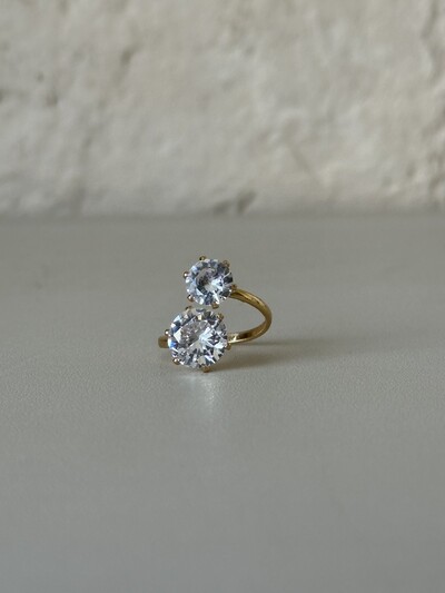 Foto Anel You and Me Duas Zircônias Banho de Ouro 18k