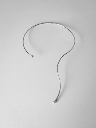 Foto Choker Fio Orgânico Aberto | Banho Ródio | Escultural