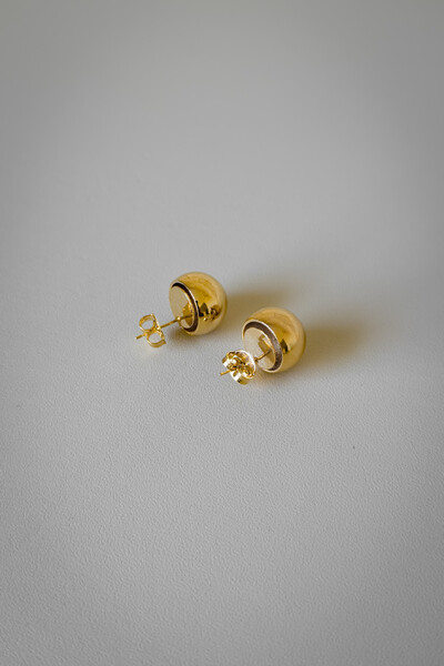 FotoBrinco Esfera Lisa | Banho de Ouro 18k | Minimalista