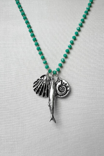 Foto Colar Longo Patuá Sardinha Verde | Banho Prata 925 | Moderno