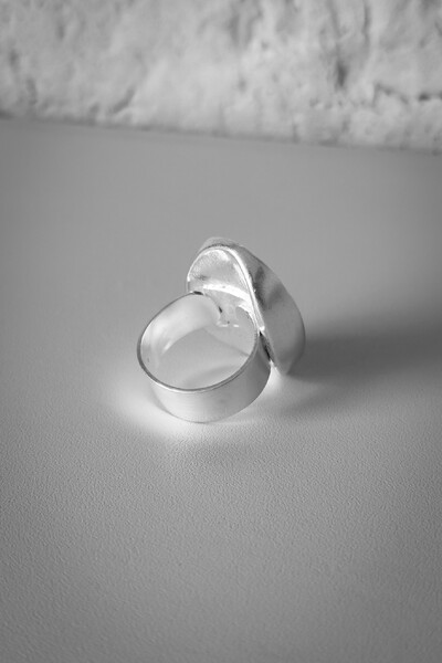 FotoAnel Oval Texturizado Ajustável | Banho de Prata 925 | Moderno