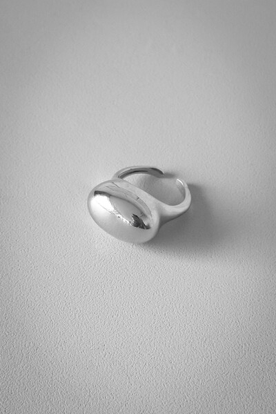 Foto Anel Dedinho Oval | Banho de Ródio | Moderno