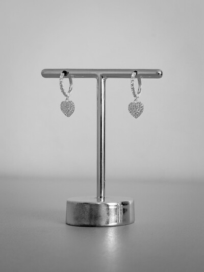 FotoBrinco Argola Cravejada Pingente Coração Cravejado | Prata 925 | Minimalista