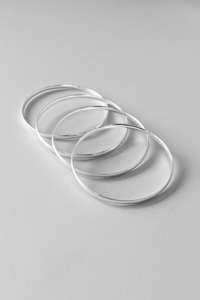 Foto Kit 4 Pulseiras de Argola Fio Liso 4mm | Prata 925 | Mix Moderno