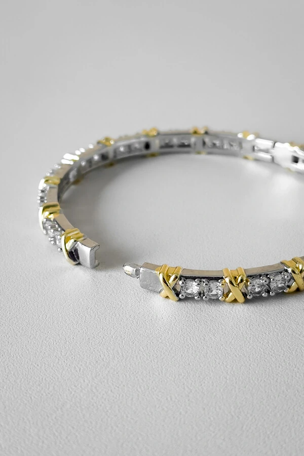 Bracelete Cravejado X Duo | Banho Ródio e Ouro 18k | Luxo