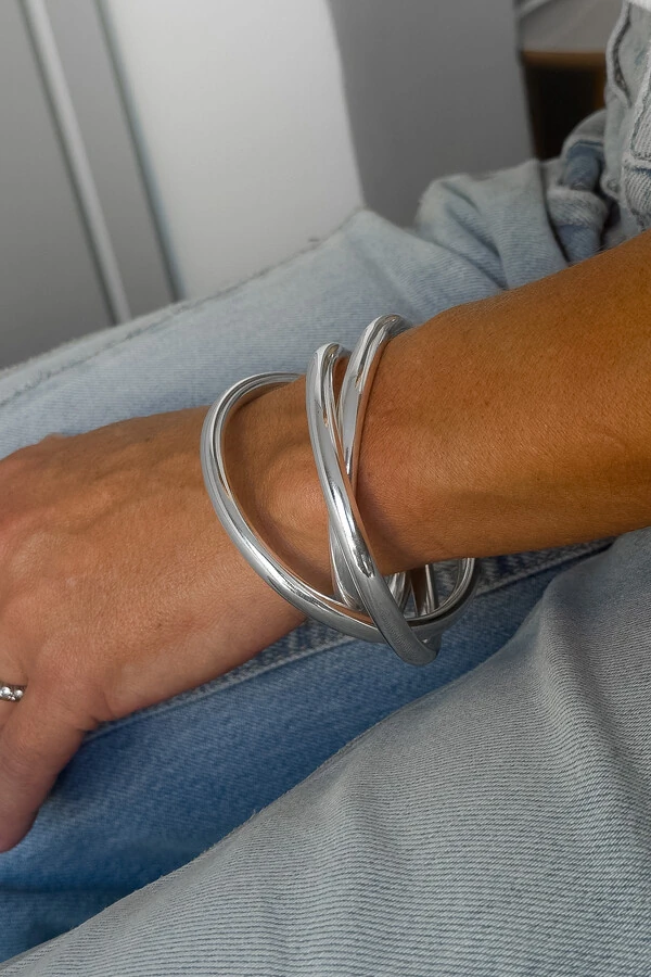 Pulseira Tripla Lisa Entrelaçada | Banho de Prata 925 | Moderna