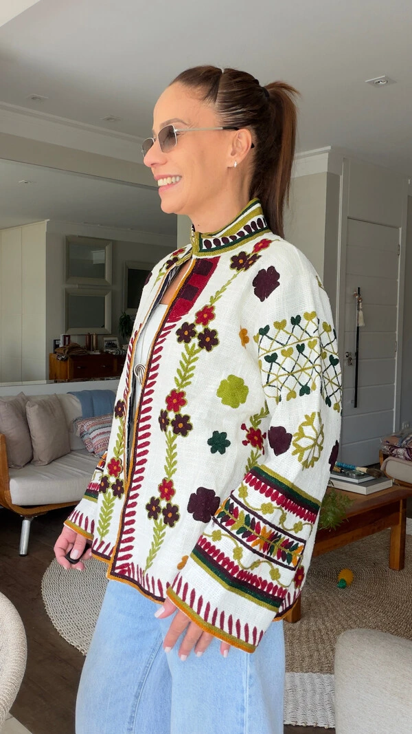 Casaco Bordado Vinhedo Linho Off-White