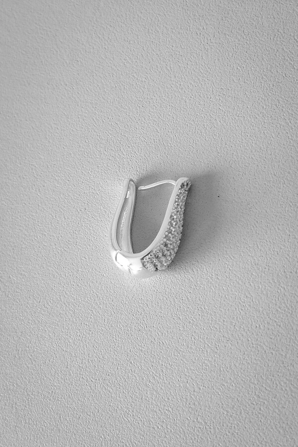 Brinco Argola Orgânica M | Prata 925 | Minimalista