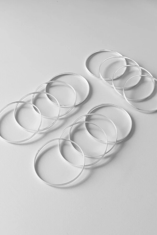 Kit 12 Pulseiras de Argola Fio Liso 4mm | Prata 925 | Mix Pulseirismo