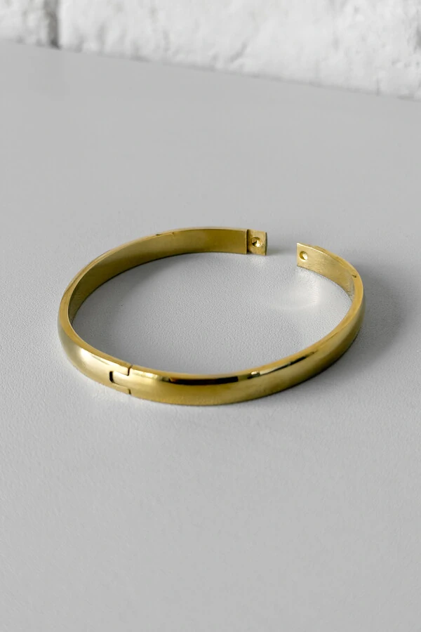 Bracelete Rígido Oval Liso | Banho Ouro 18k | Minimalista