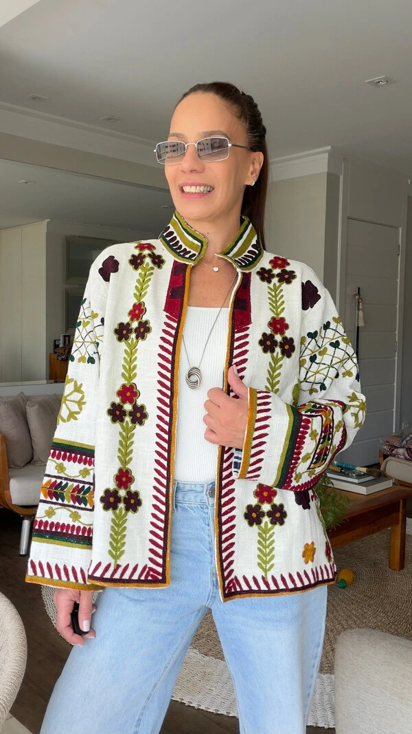 Casaco Bordado Vinhedo Linho Off-White