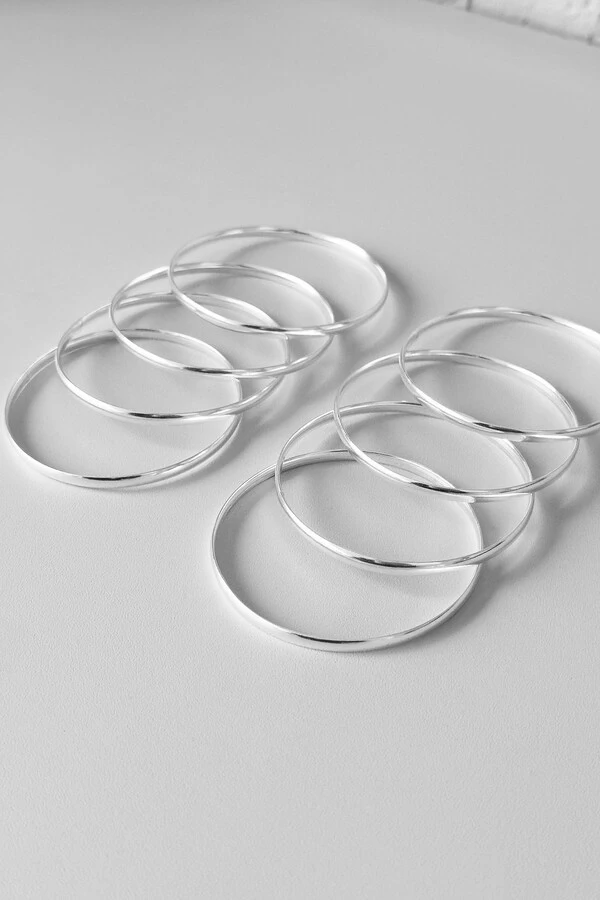 Kit 8 Pulseiras de Argola Fio Liso 4mm | Prata 925 | Mix Impacto