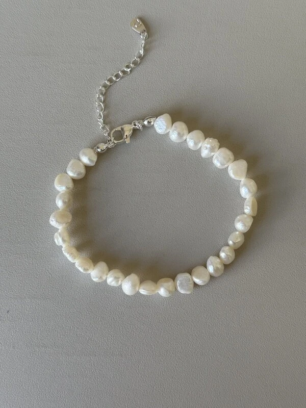Pulseira Pérolas Barrocas Banho de Ródio