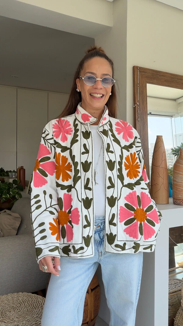 Casaco Bordado Margarida Veludo Off-White