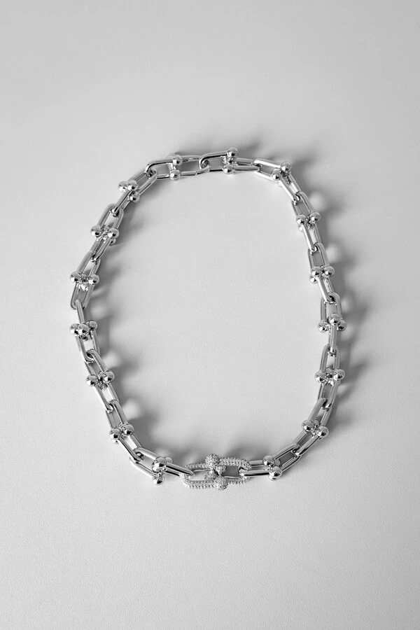 Colar Elos Geométricos Cravejado | Banho Ródio | Inspiração