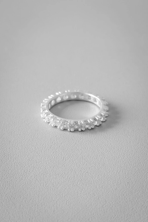 Anel Aparador Cravejado Inteiro | Prata 925 | Clássico