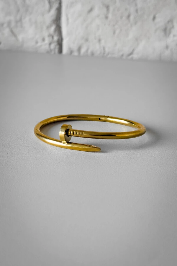 Bracelete Prego Feminino | Banho de Ouro 18k | Moderno