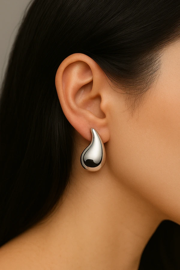 Brinco Gota Lisa Polida | Prata 925 | Minimalista