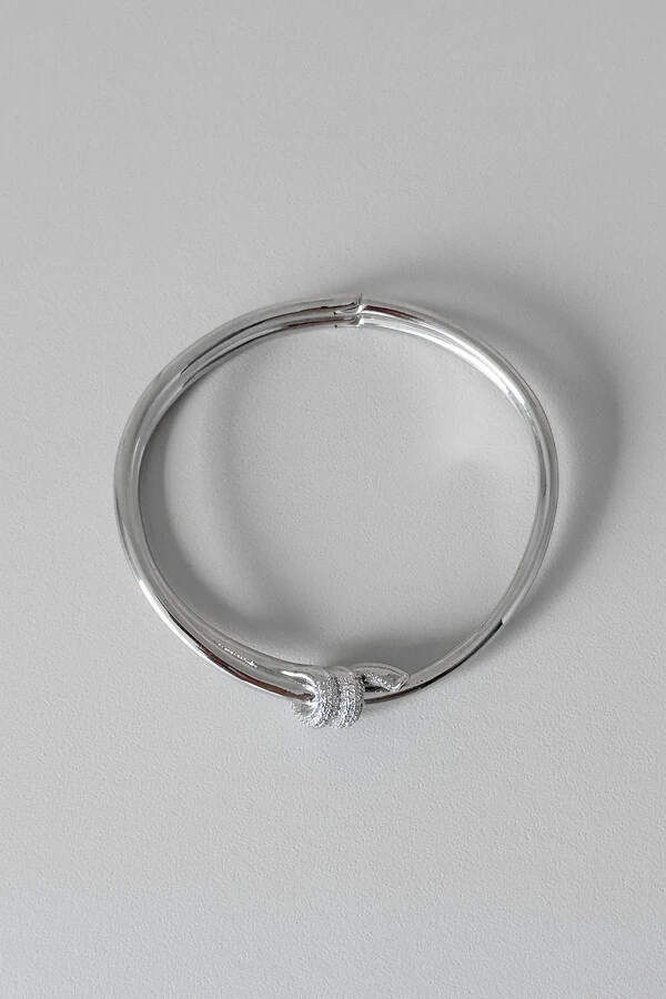 Bracelete Nó Cravejado | Banho Ródio | Elegante