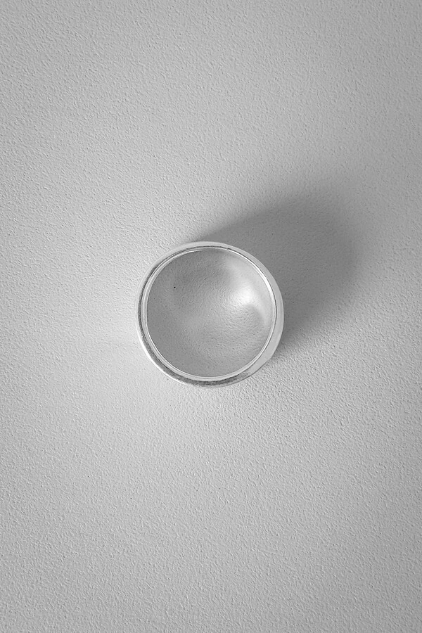 Anel Redondo Liso Bold | Prata 925 | Minimalista
