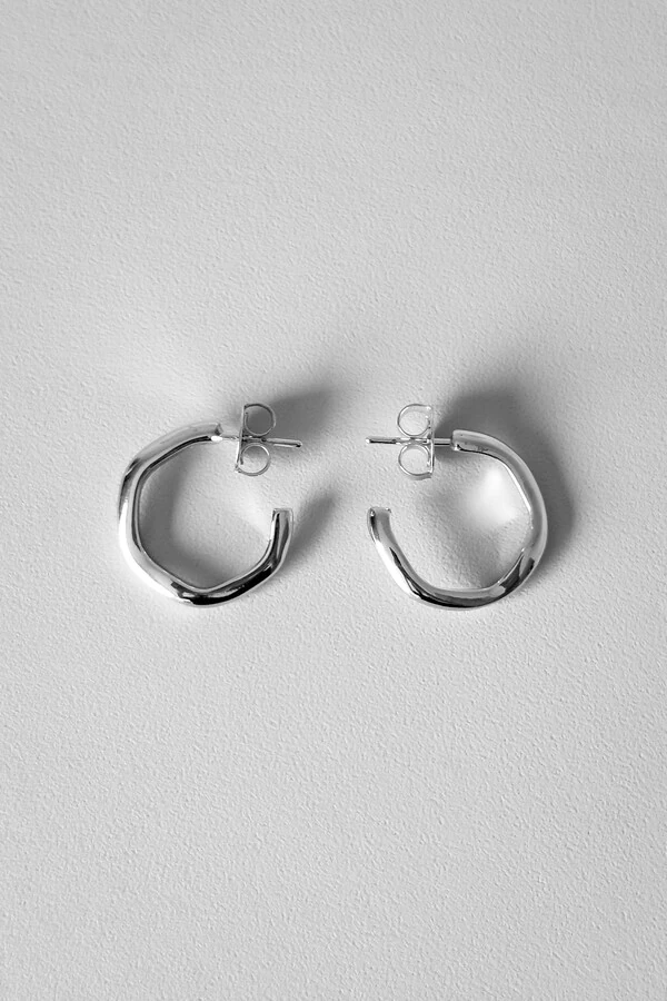 Brinco Argola Aberta Orgânica | Banho Ródio | Minimalista